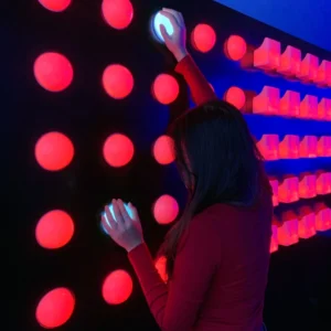 Active Interactive Dot Game